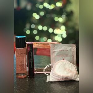 Mary Kay Eye Primer Gift Set New Today with I Love Black Mascara